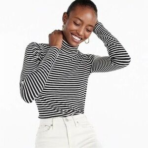 J. crew Black White Stripe Tissue Turtleneck Long Sleeve XL